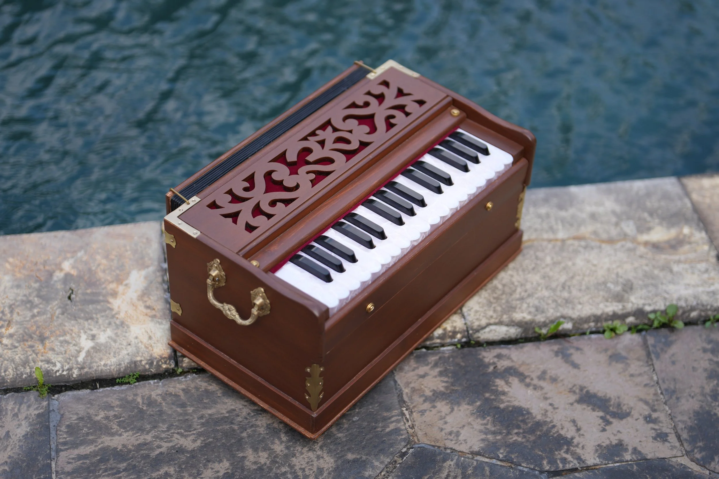 Just Prem “Terra” (32 keys)